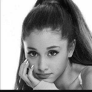 Meet your Posher, Ariana